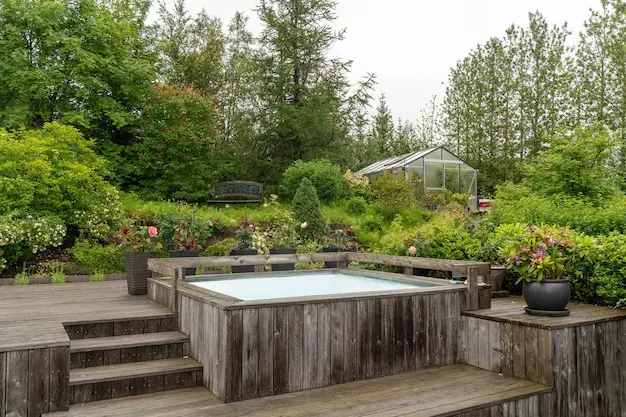 Garden Privacy - Hot Tub Add Value To Your Home